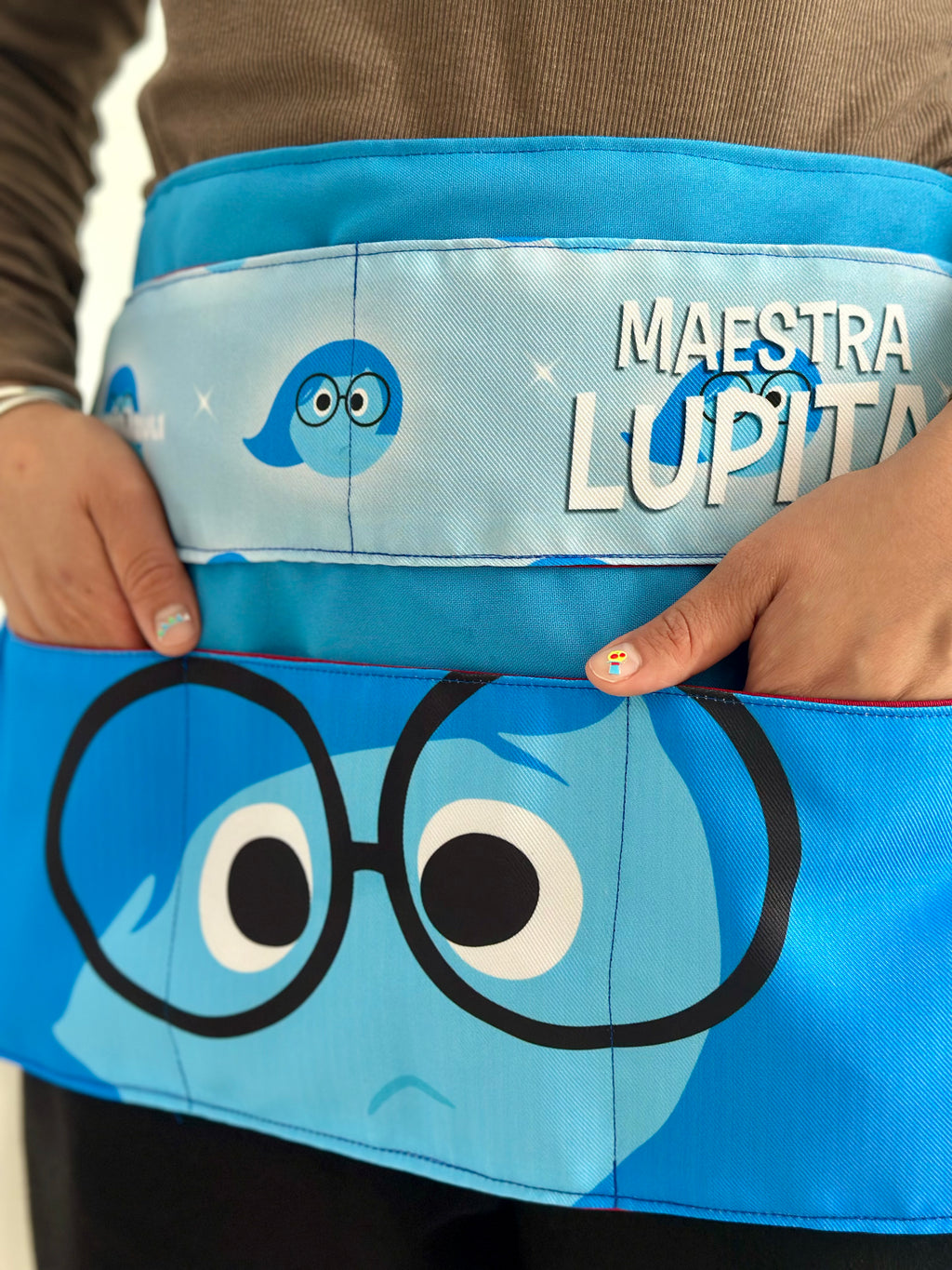 Delantal │ Tristeza