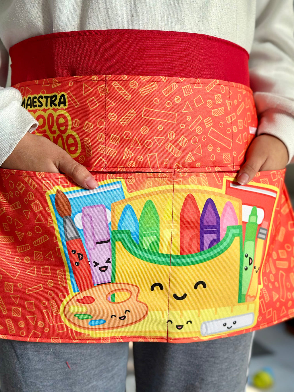 Maxidelantal │ Útiles Escolares V