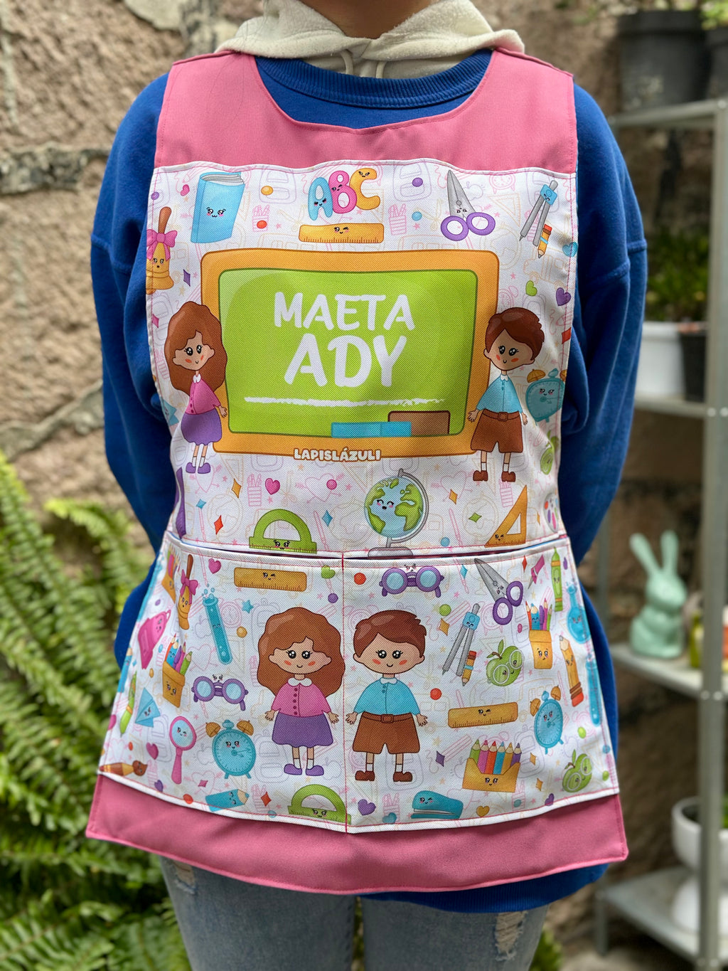 Bata | Pizarrón & Niños en Verde