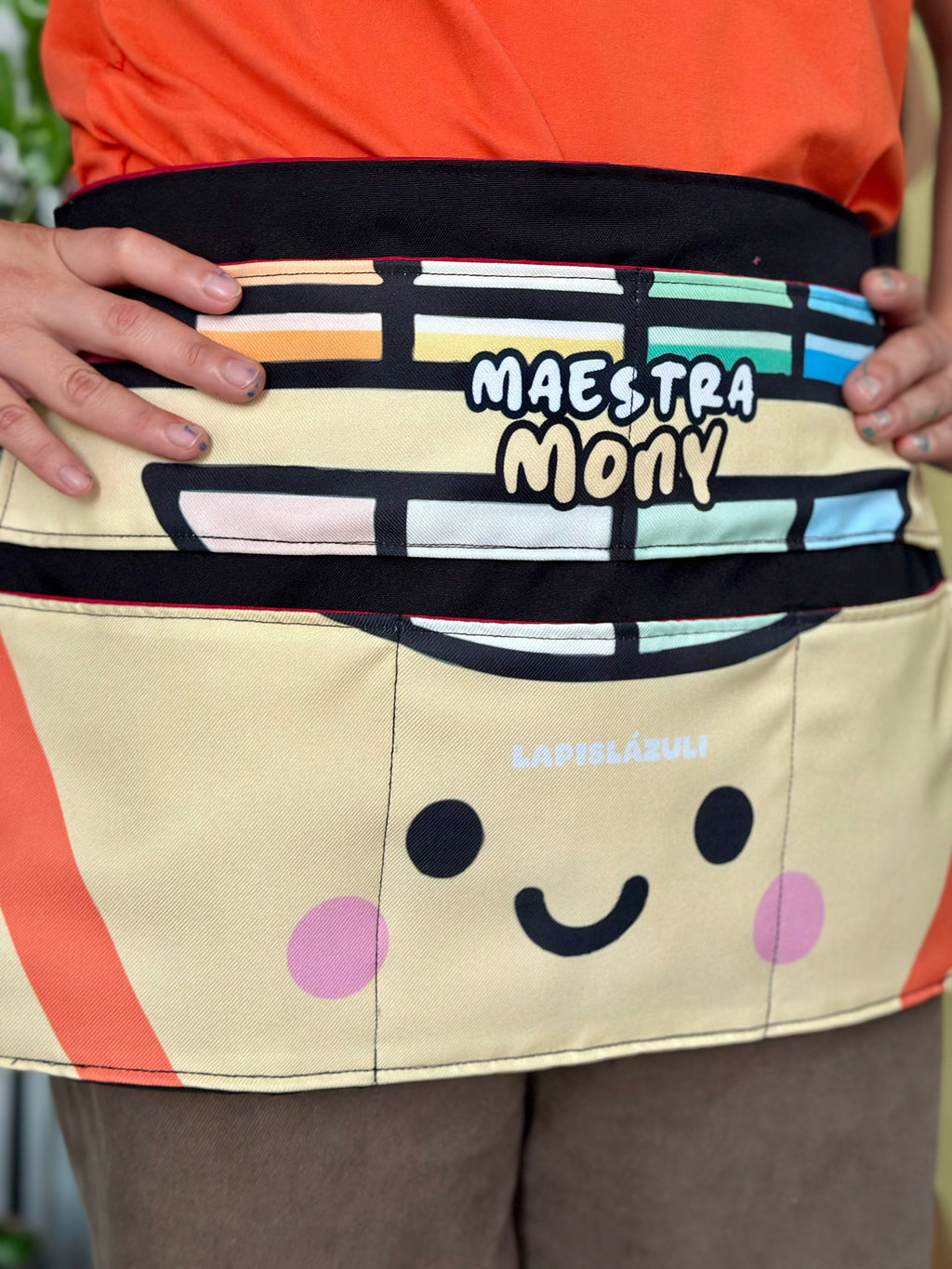 Delantal │ Cajita Crayolas IX