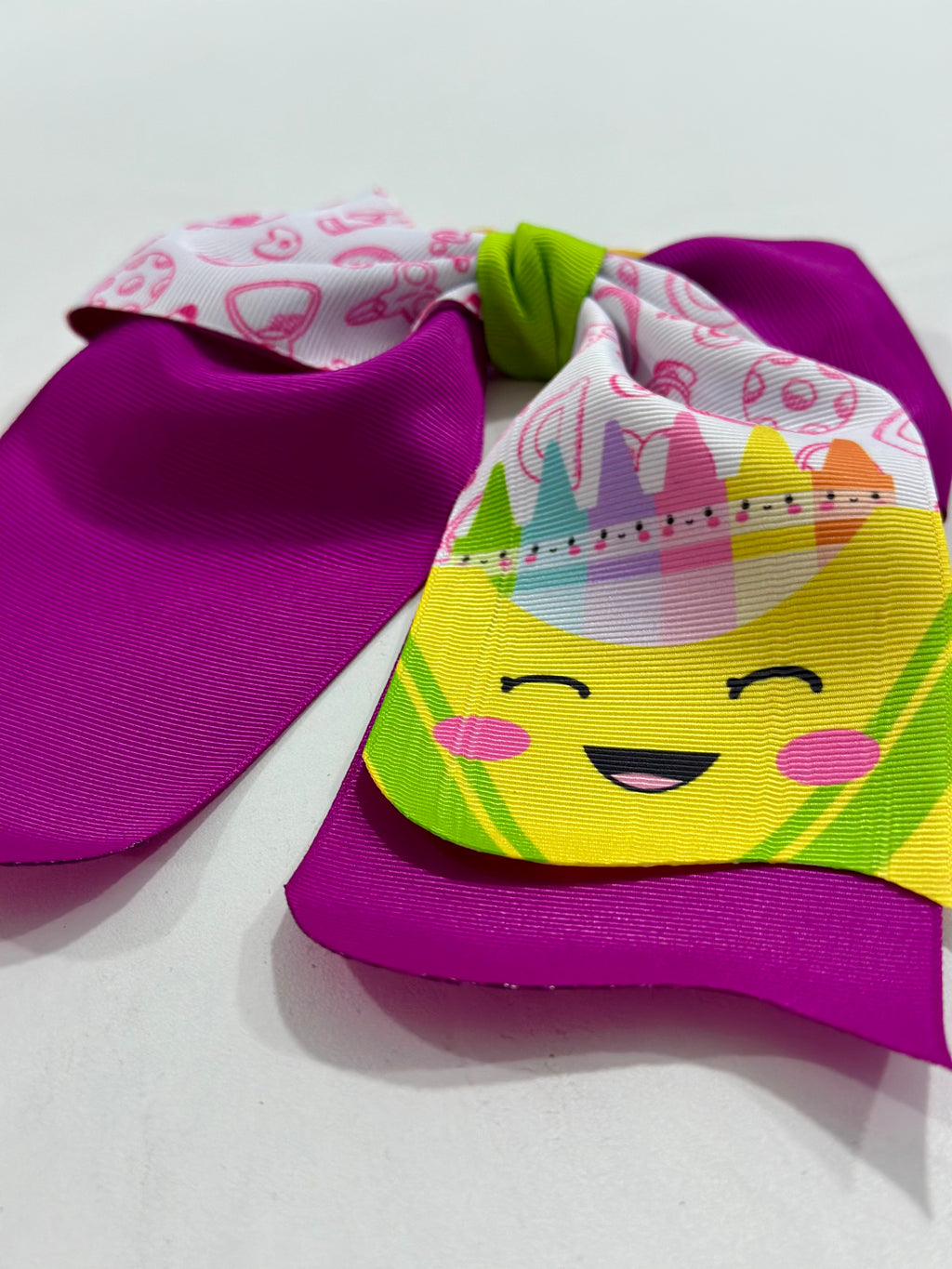 Moñito | Cajita de Crayola I