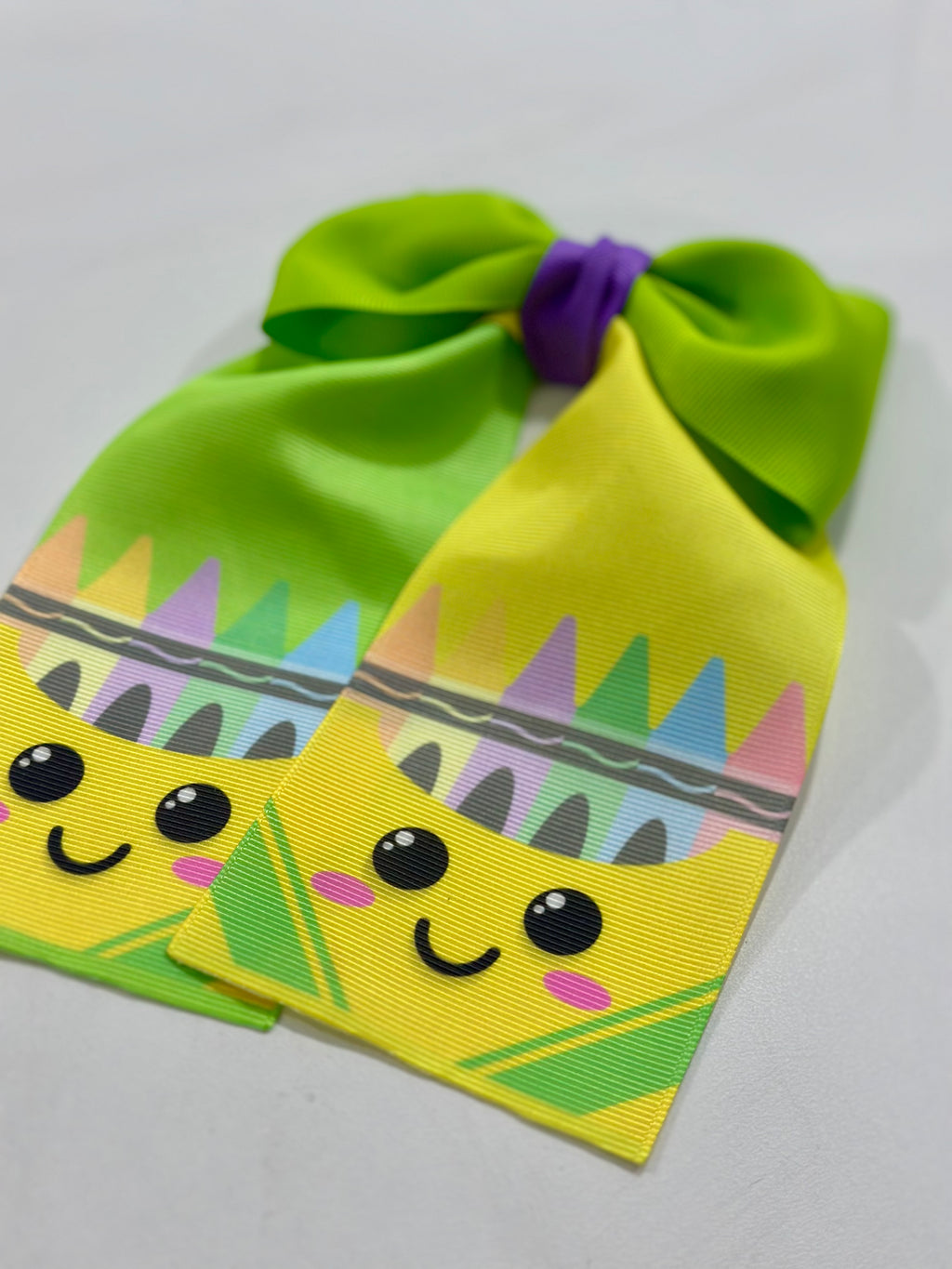 Moñito | Cajita de Crayola II