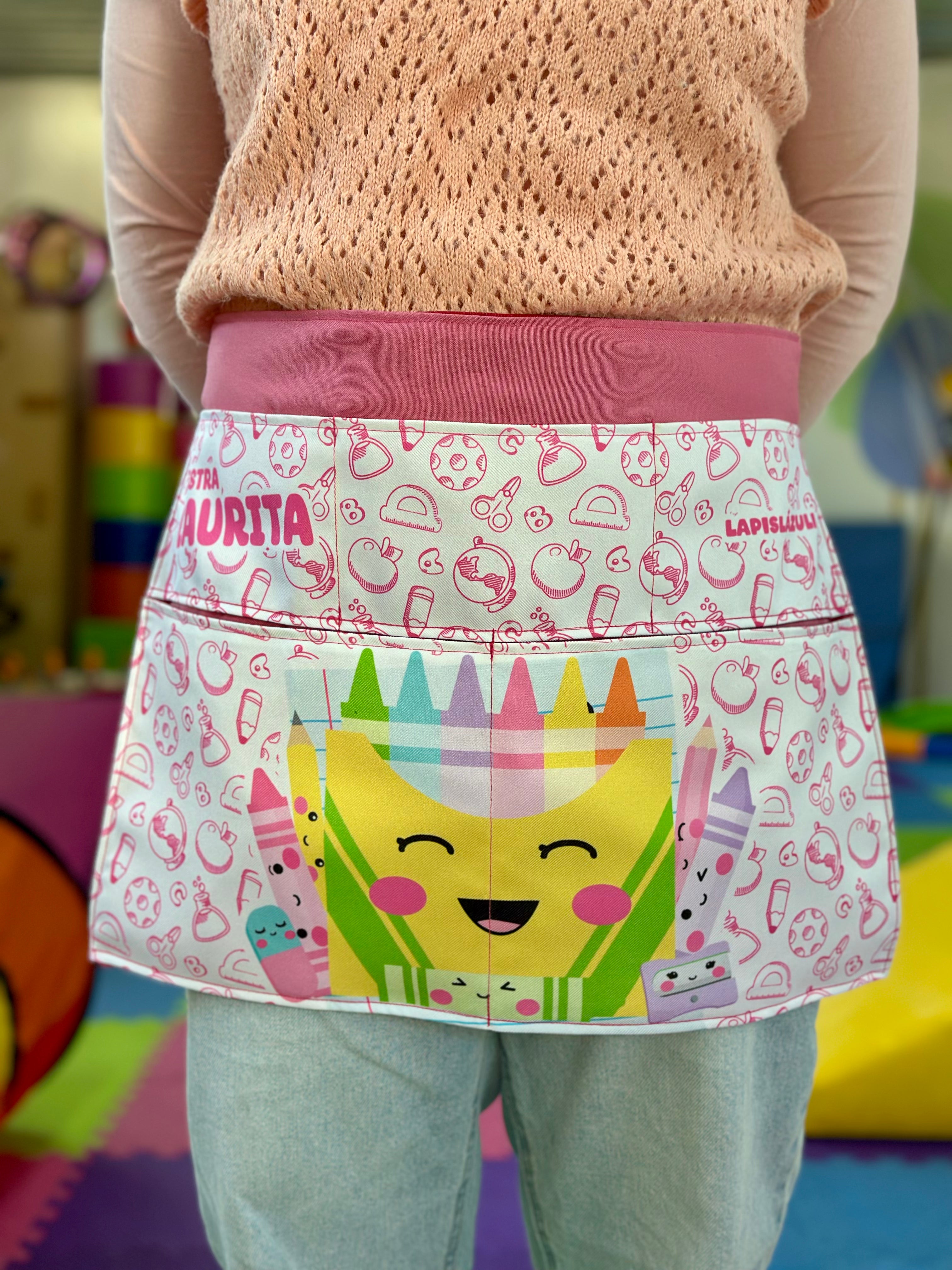 Maxidelantal │ Útiles Escolares VI