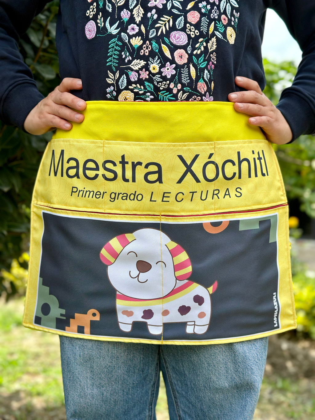 Maxi-apron │ Reading Book II 