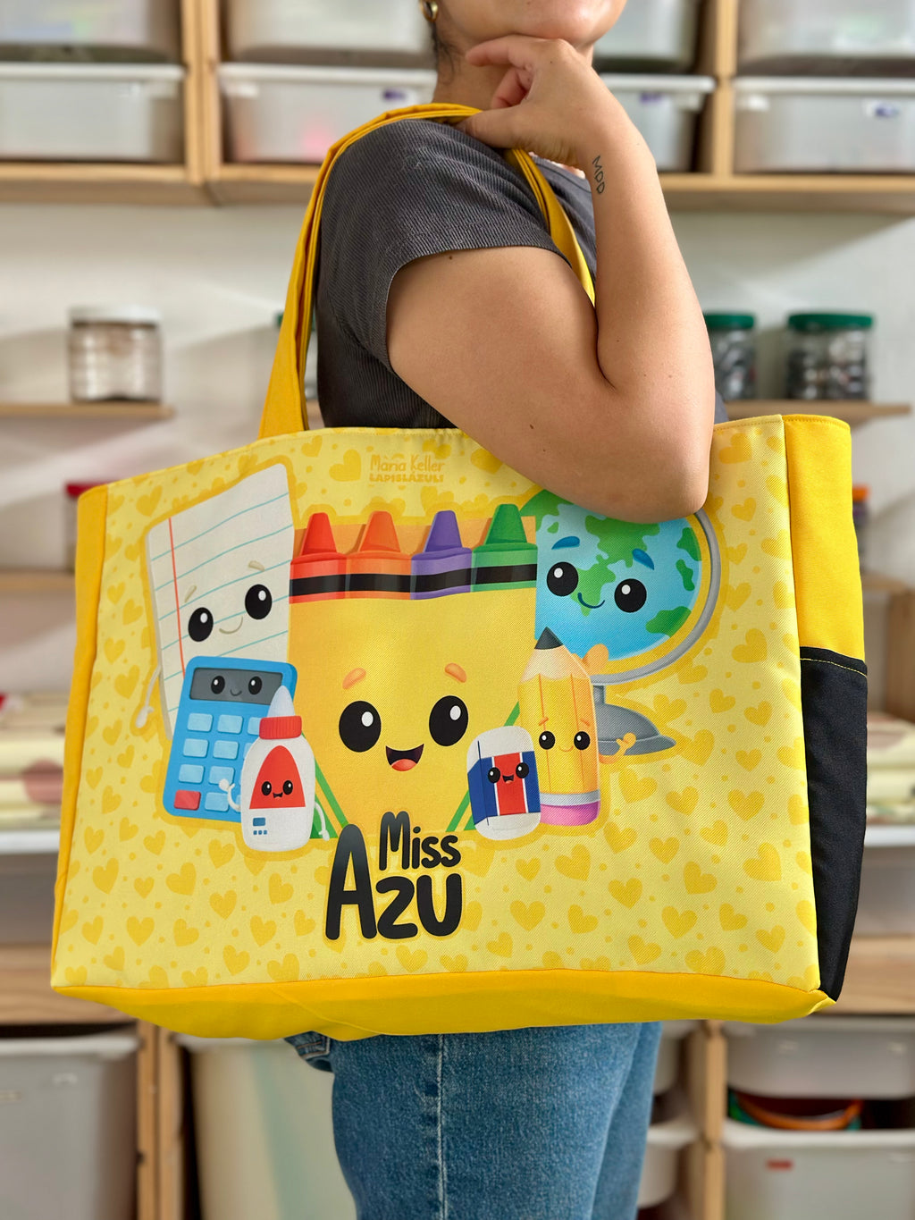 Maxibolsa │ Útiles Escolares XVI x Maria Keller