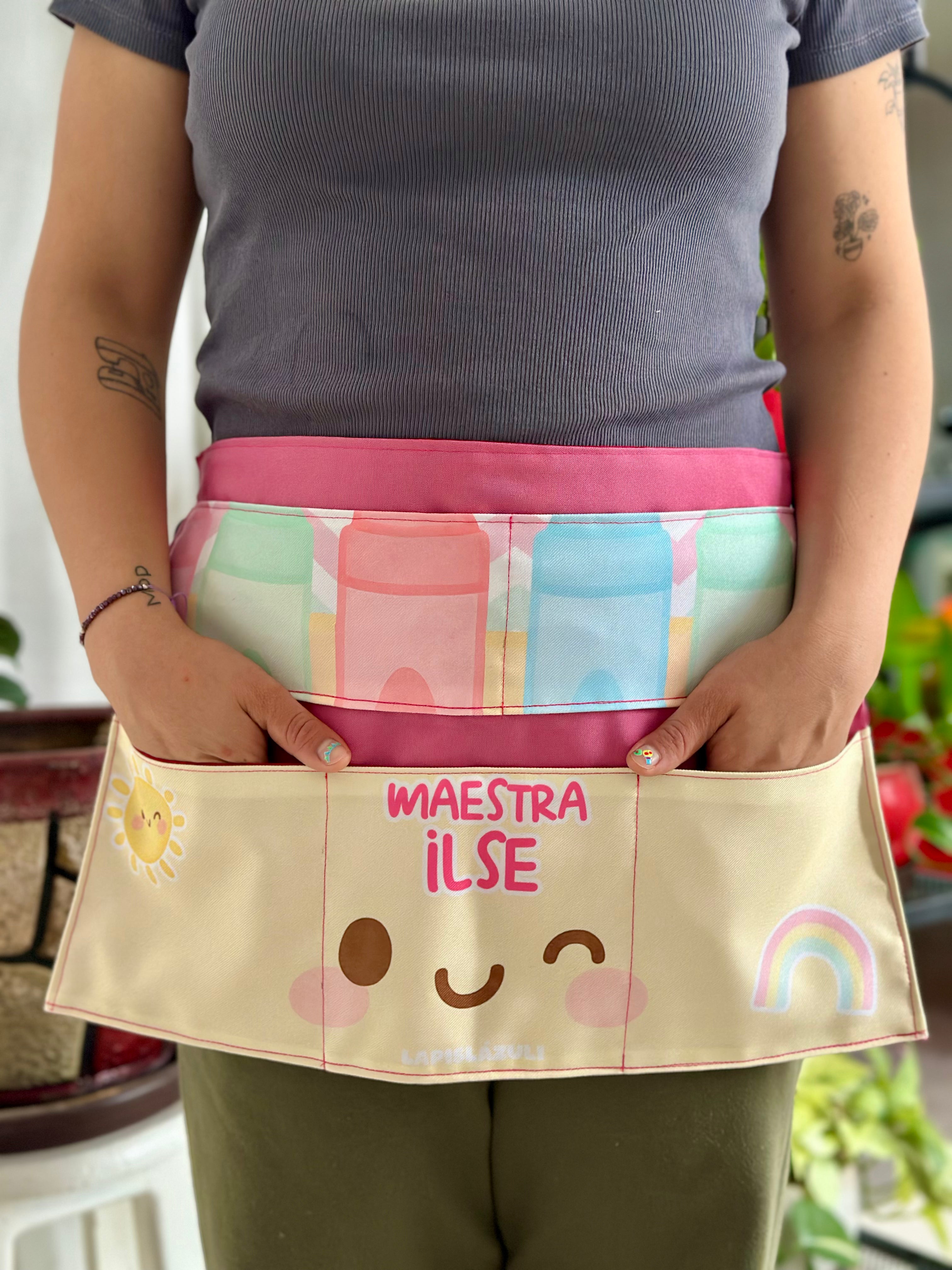 Delantal │ Cajita Crayones XIII