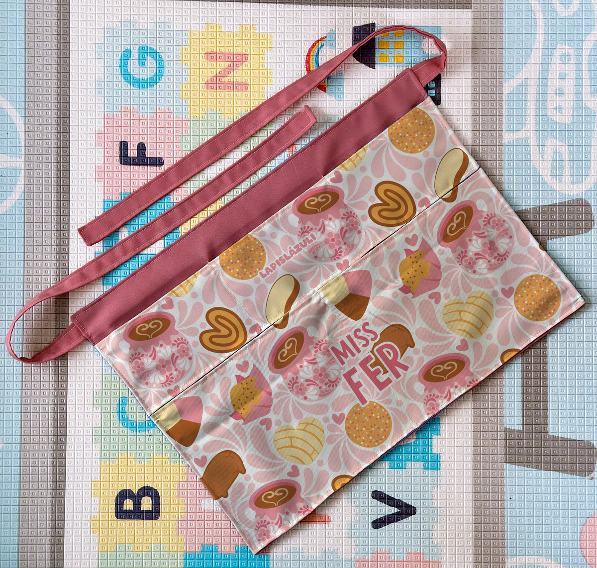 Maxidelantal │ Pansito II