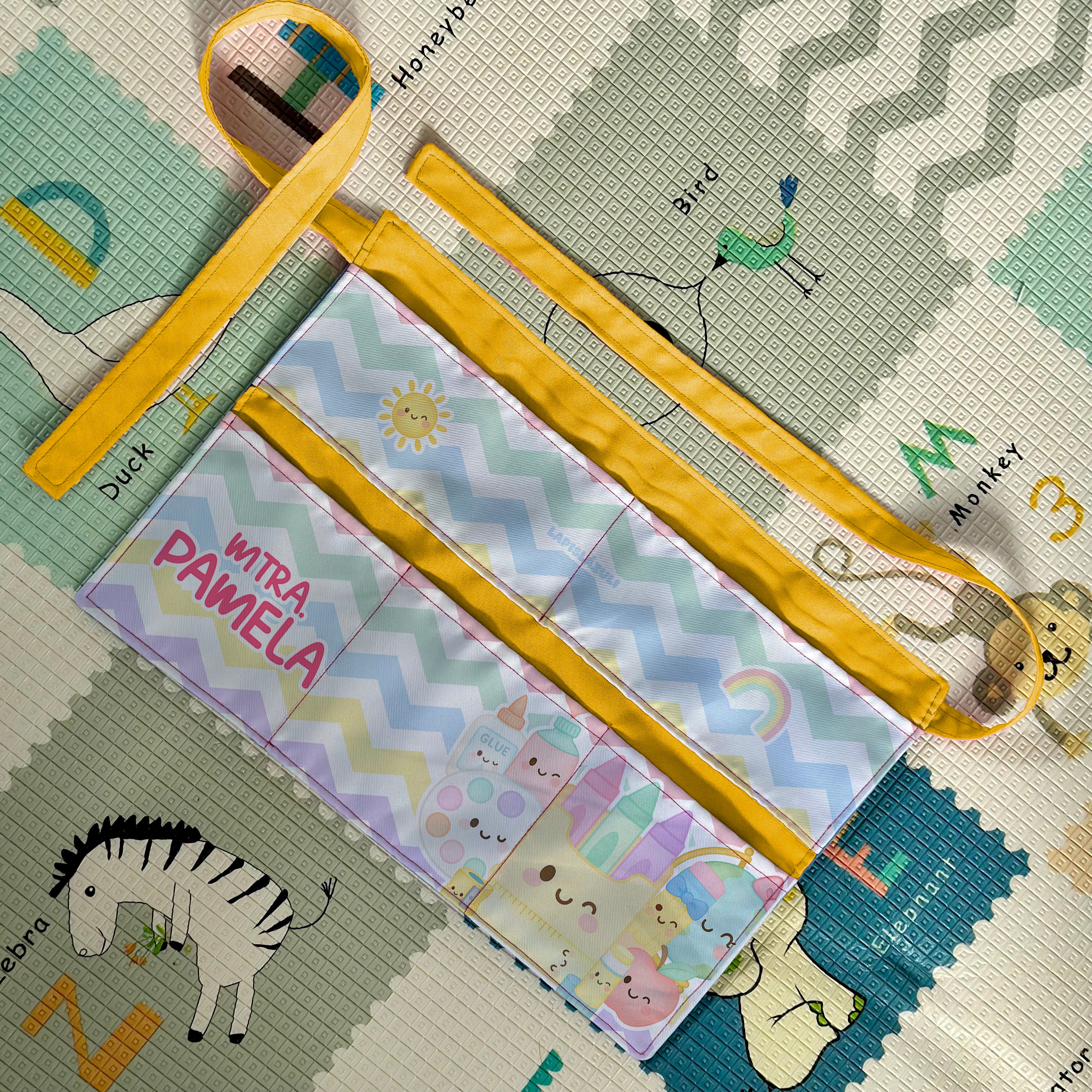 Delantal │ Útiles Escolares XII