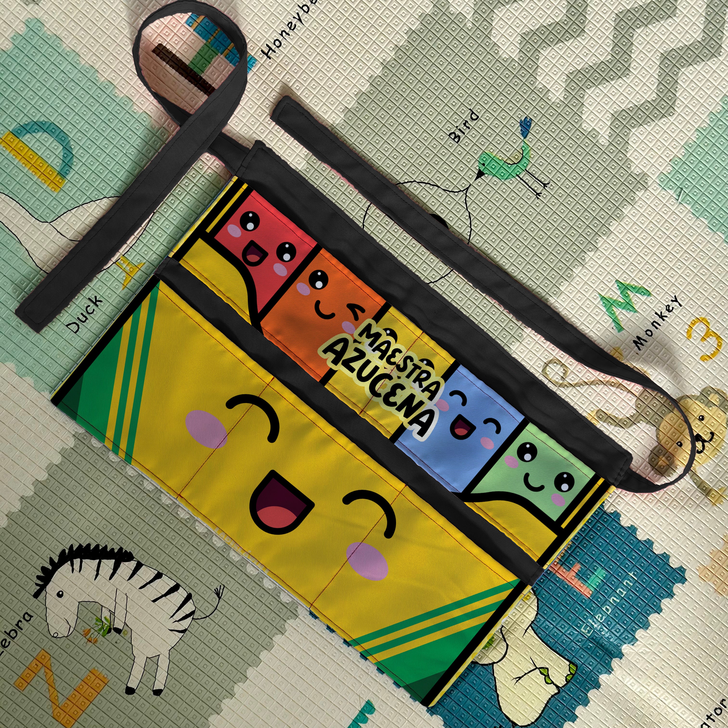 Delantal │ Cajita Crayolas XVIII